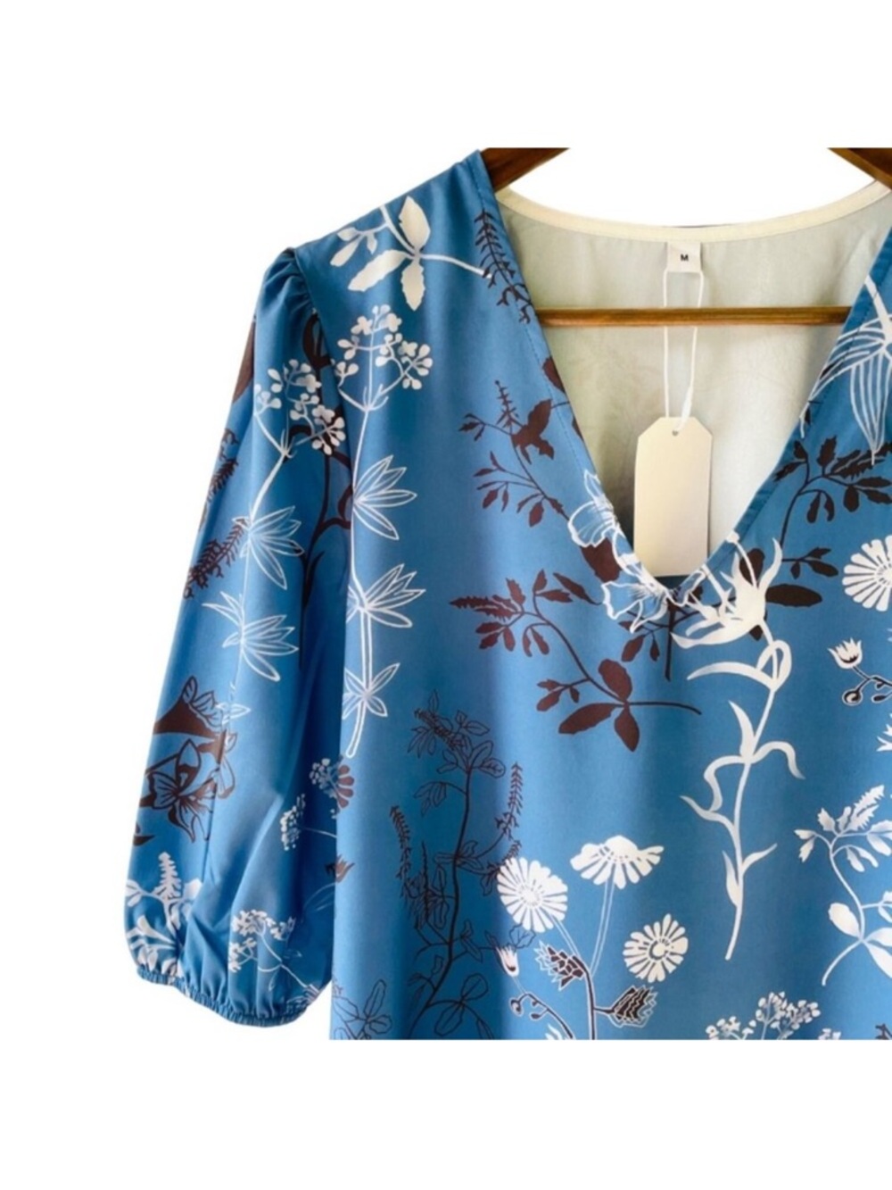 Floral V-Neck Mini Dress Sz Medium with Puff Sleeves Eco-Friendly Blue Botanical - Picture 2 of 6